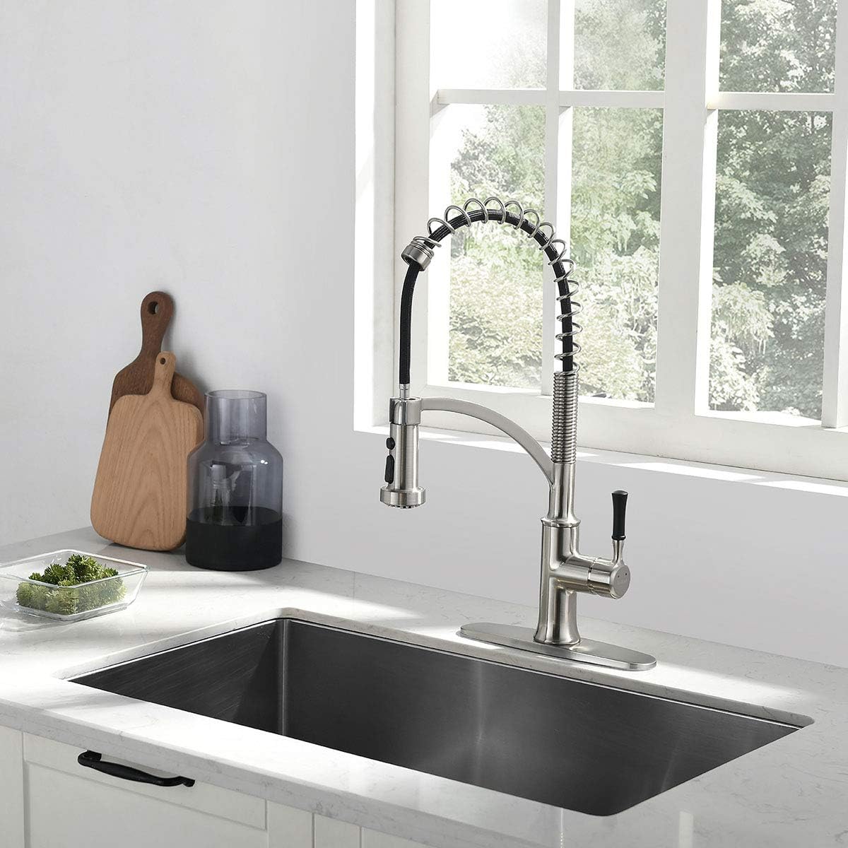 Kitchen Faucet with Pull Down Sprayer, Single Handle Brushed Nickel High Arc Commercial Farmhouse Kitchen Sink Faucet with Deck Plate