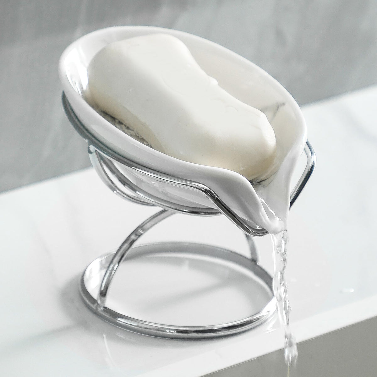 Dobbyby Leaf-Shaped Soap Dish – Premium Ceramic Soap Bar Holder with Self-Drainage System – Bar Soap Holder for Shower, Bathroom Sink, Kitchen – Waterfall Soap Dish with Stainless Steel Stand (Black)